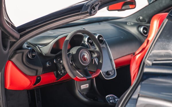 McLaren 570S - Image 3
