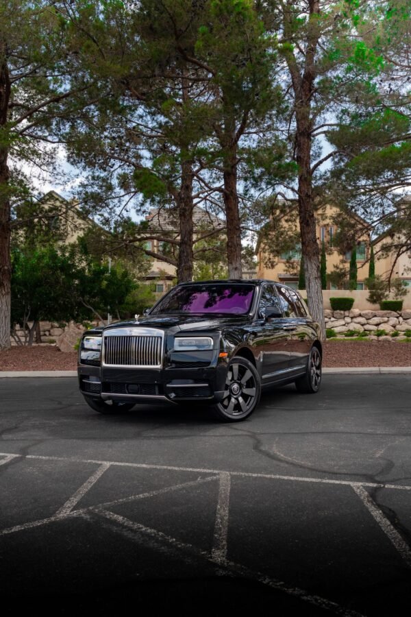 Rolls Royce Cullinan Black