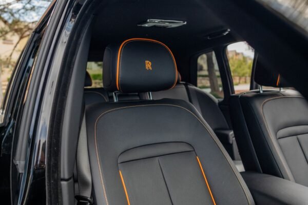 Rolls Royce Cullinan Black - Image 10